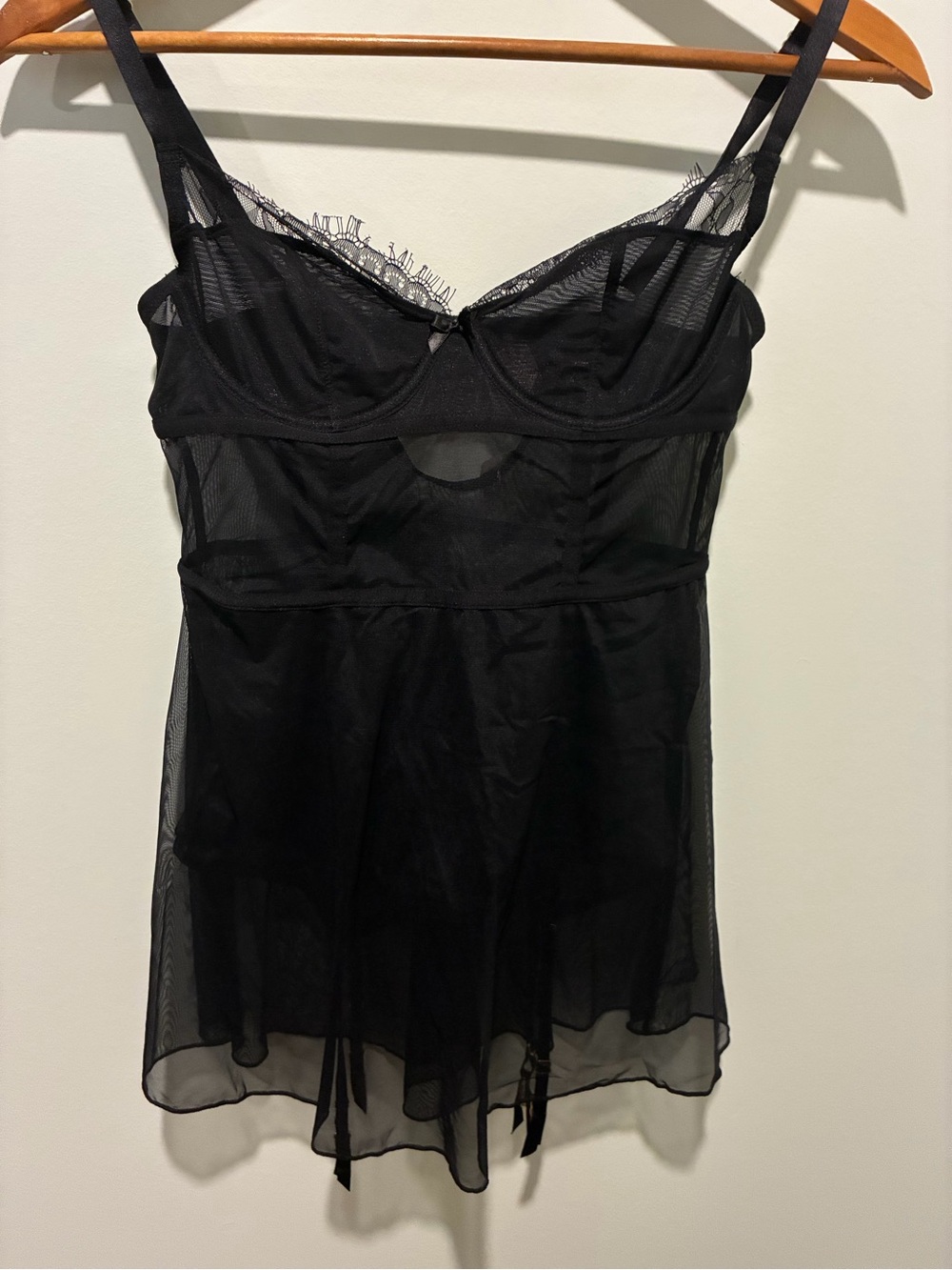 La Vie En Rose Black Sheer Mesh Babydoll Garter Bustier Nightie Size Small NWT